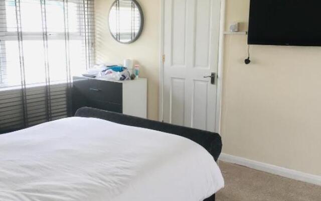 Cliff Top Apartment 3 Bedroom