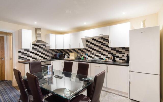 Marine Apartment