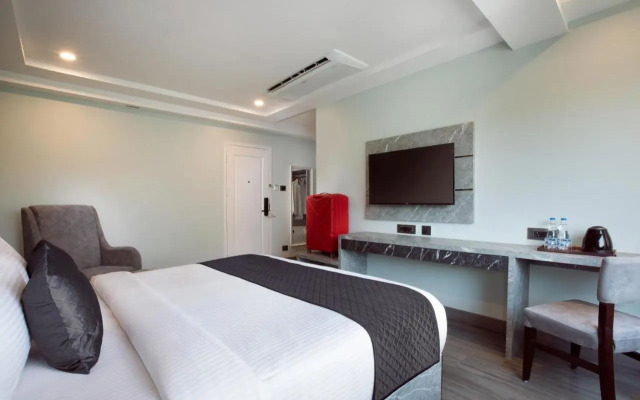 Hotel 44 Oasis