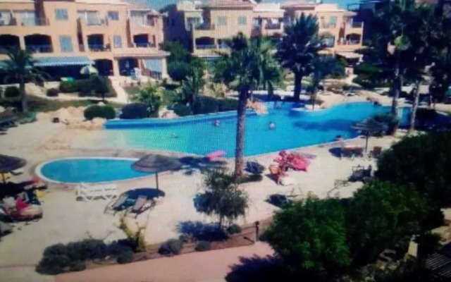 Excellent hot Beach Spot 1-bed Apartment in Paphos