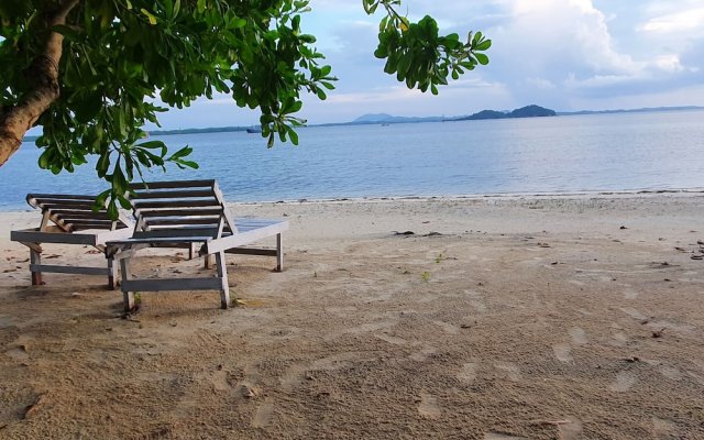 Berakit Bay Resort