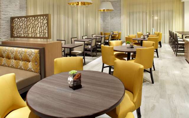 Hyatt Place Miami Airport-East