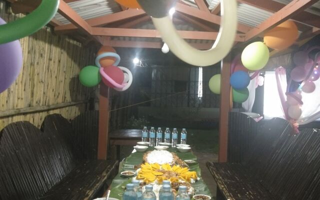 El Seatopia Beach Cottages