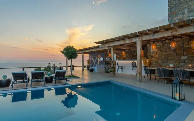 Villa Nirvana- Calm, Relaxing and no Wind!