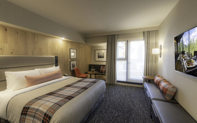 Peaks Hotel & Suites