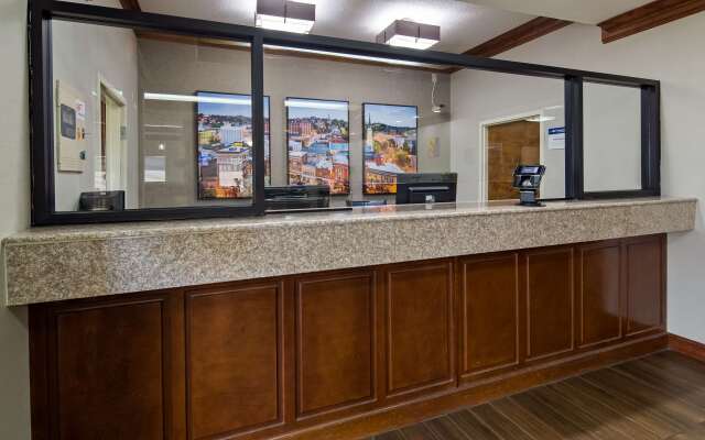 Best Western Inn & Suites