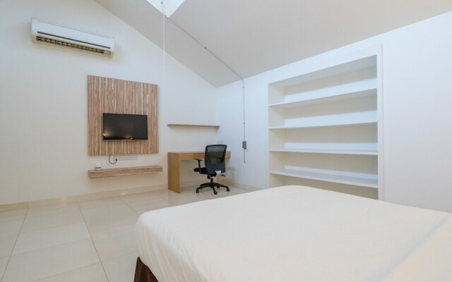 MetroResidences Modern Cozy Attic