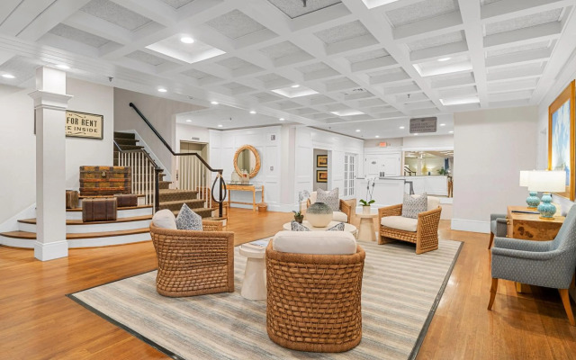 Nantucket Inn