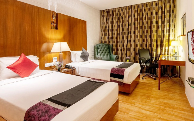 SFO Hotel and Suites