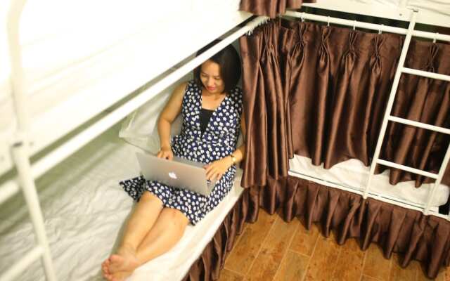 L hostel