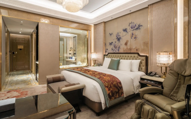 Wanda Reign Chengdu