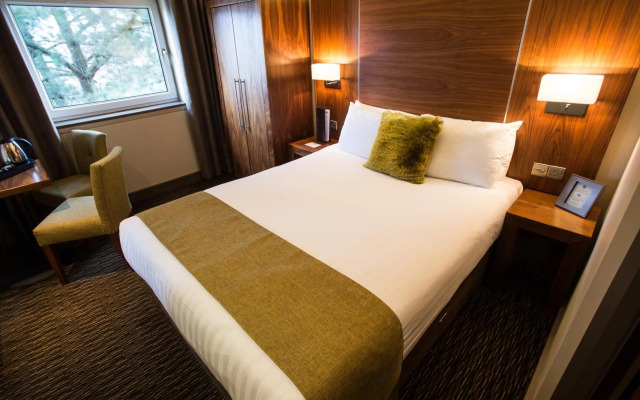 Mondo Hotel
