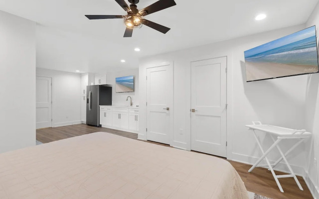 Flip Flop South Studio