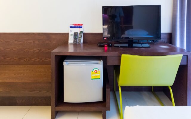 Collection O The Bangkok Airport Link Suite