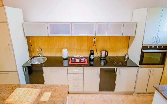 Simo apartments airport Podgorica