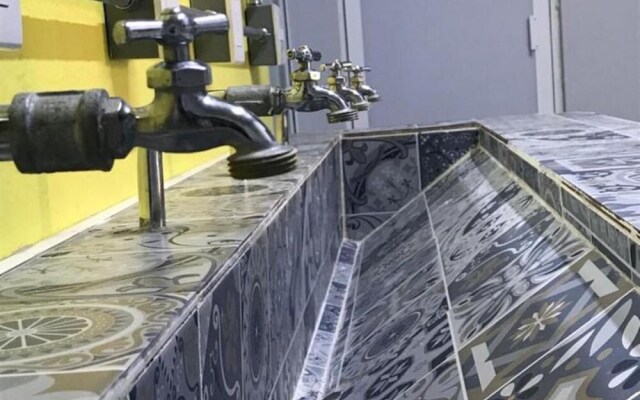 El Gran Hostal - Bed in 6 People Dorm 12