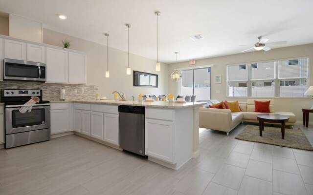 Four Bedrooms TownHome Compass Bay Resort 5130