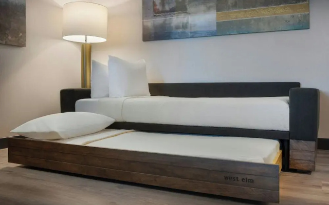 SpringHill Suites Bowling Green