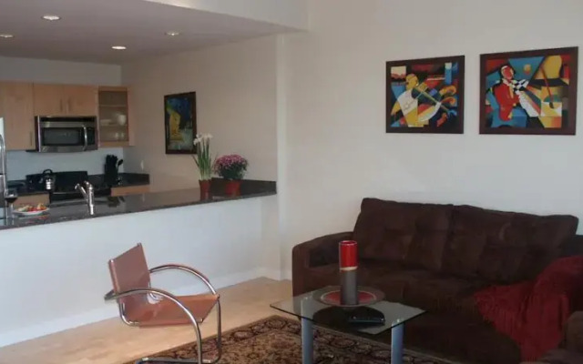 Charlesview Suites Beacon Hill