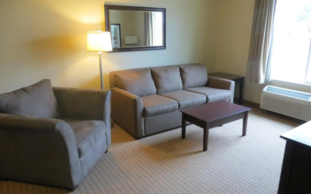Cobblestone Inn & Suites - Brillion