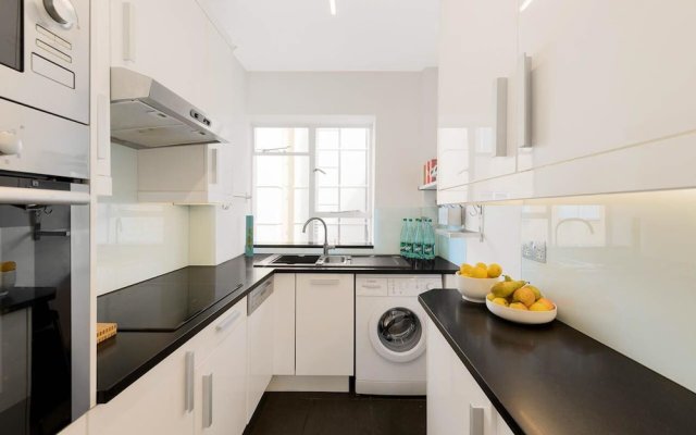 Immaculate 2-bed House in London, Mayfair