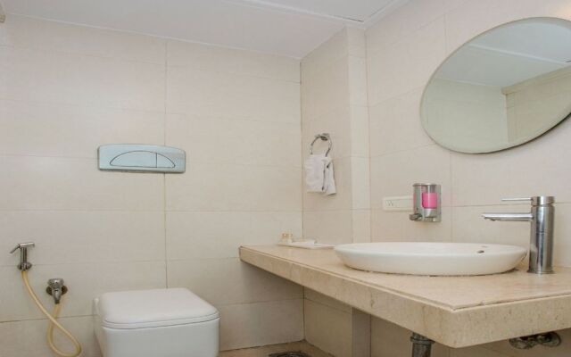 Capital O 33476 Lavender Bough