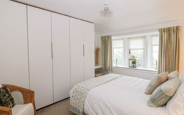 Fleece Cottage