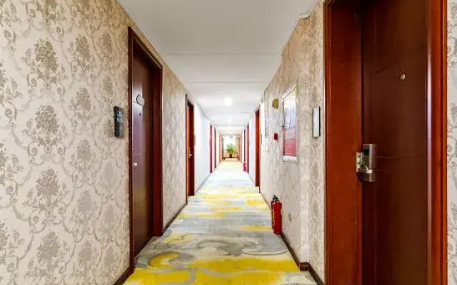 Holiday Inn Yong'an (Zhengzhou Economic Development Central Plaza Subway Station)
