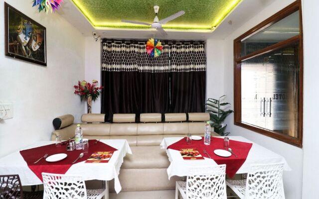 Oyo 24958 Hotel Dayal