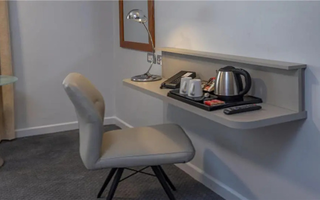 Cambridge Bar Hill Hotel, BW Signature Collection