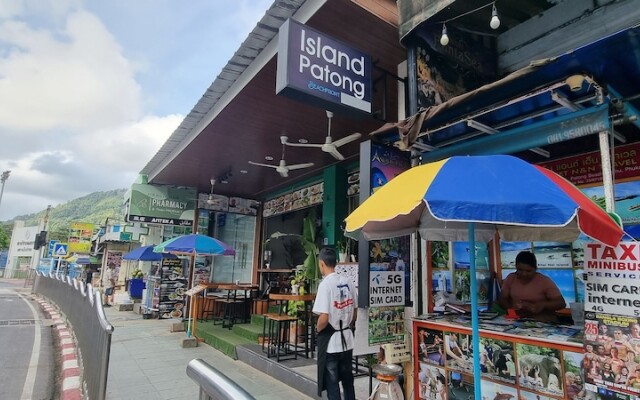 Island Patong Beachfront Apartments