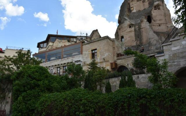 Amber Cave Suites