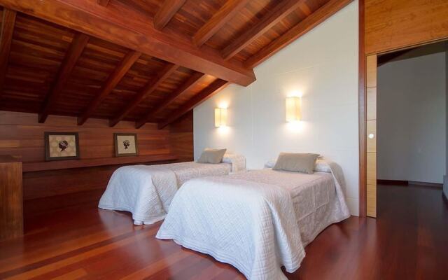 House - 3 Bedrooms - 107757