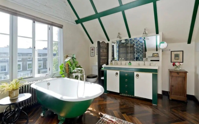 Stylish 5 Bed House in St. John's Wood/maida Vale