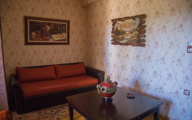 Silva Suites