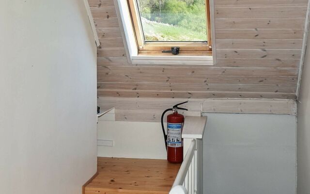 8 Person Holiday Home in Uggdal
