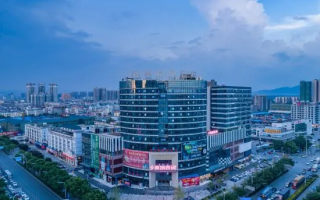 Manhattan Hotel (Guilin North High-speed Railway Station Flagship) – Outside – Guilin