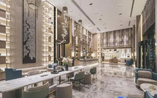 Sushi Luxury Hotel (Shanghai Riyueguang Dapuqiao Subway Station Branch)