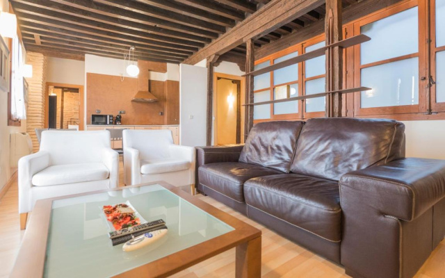 Casa De Los Mozarabes