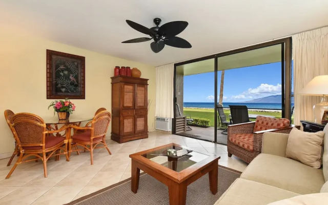 Papakea #a109 1 Bedroom Condo by RedAwning