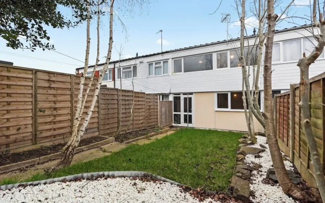 8guests-3br-parking-familyfriendly-nearairport