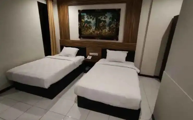 Mirabell Hotel & Convention Hall