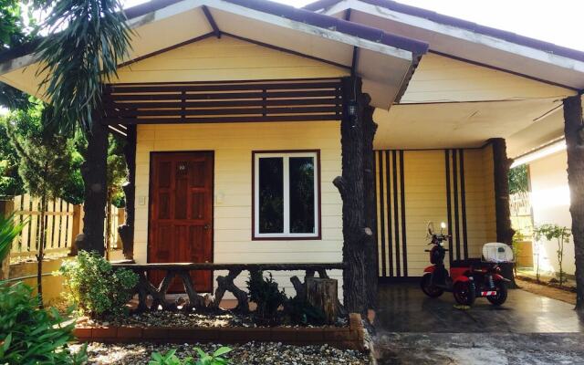 Monmai resort
