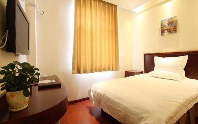 GreenTree Inn Shandong Weihai Gangkou Express Hotel