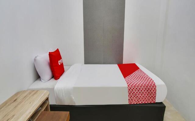OYO Living 90950 Forzando House