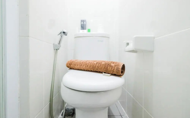 Simple Furnished Studio 19 Avenue Apartment