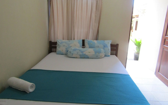 Hotel Family Syariah 1 by ZUZU