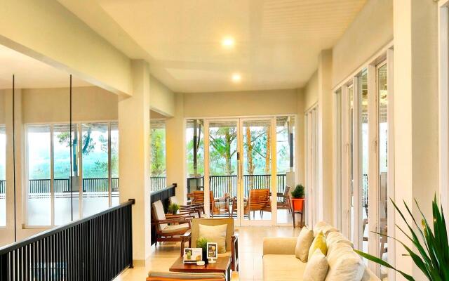 The Balcone Hotel & Resort