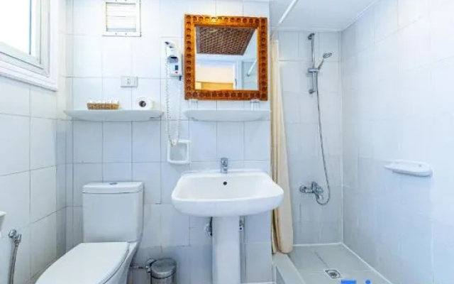 Superior room with garden or pool view — фото 4