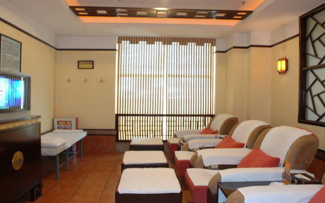 Lifu Hotel Guangzhou Tianhe Park Huangpu Avenue Rundu Branch